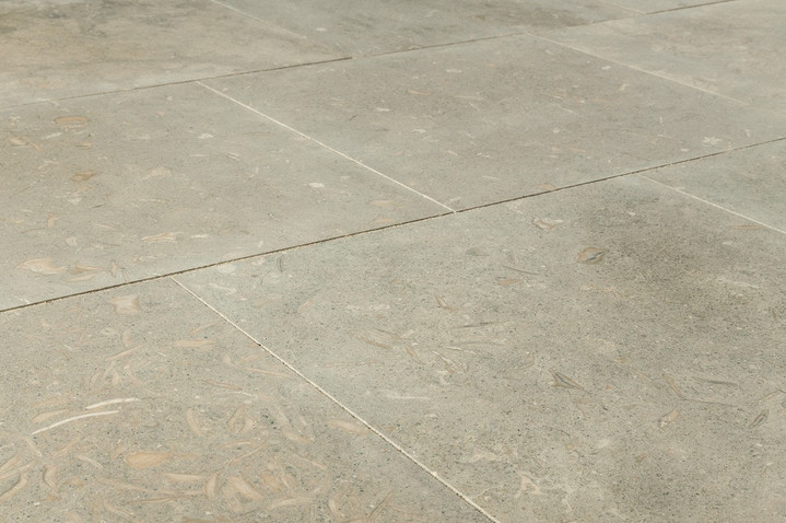 Verde Rustico Honed 18x18