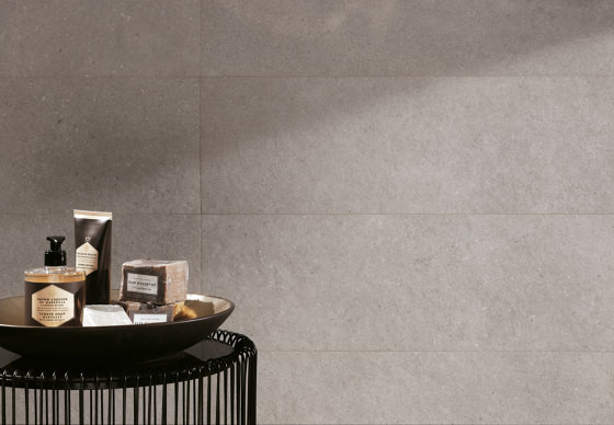 Nux Taupe Matte 18x36