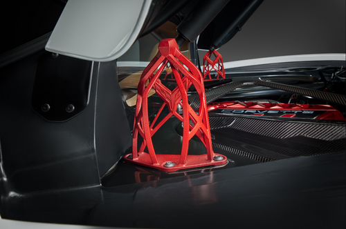 Corvette - Rear Hatch Strut Braces in Edge Red with Crossed Flags Logo