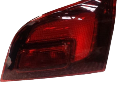 Vauxhall Astra J MK6 ESTATE Drivers Inner Rear Lamp-13314055