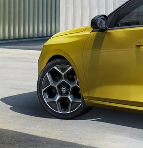 All New Astra Hybrid-e & Hybrid-e Sports Tourer (2022-) Front Mudflaps