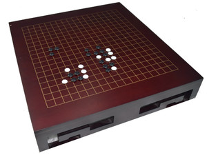 GO SET IN WOOD WITH ANTIQUE CHINESE DESIGN