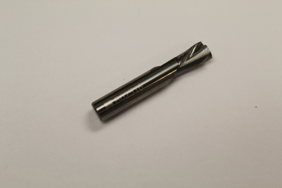 Castle 110 8mm Smooth Router Bit Reverse Helix (Down-cut) - Castle USA