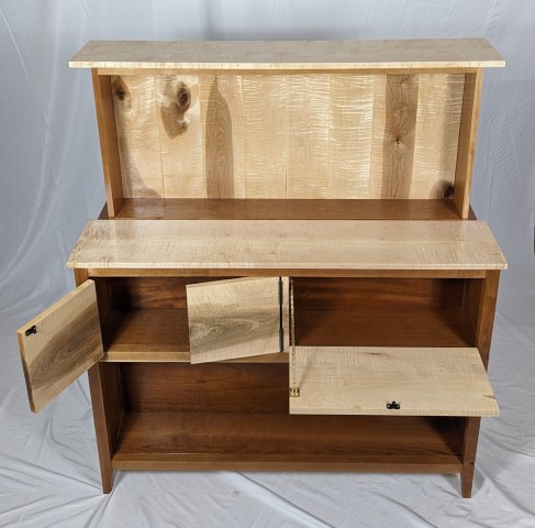 Screw pockets in Furniture?