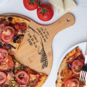 Tocator cu maner pt Pizza - Bambus: Orice ni se da bun - 02 - stephanus.ro