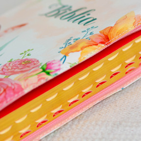 Biblia Cornilescu format mare Dumitru Cornilescu 076 ZTI - Roz Floral