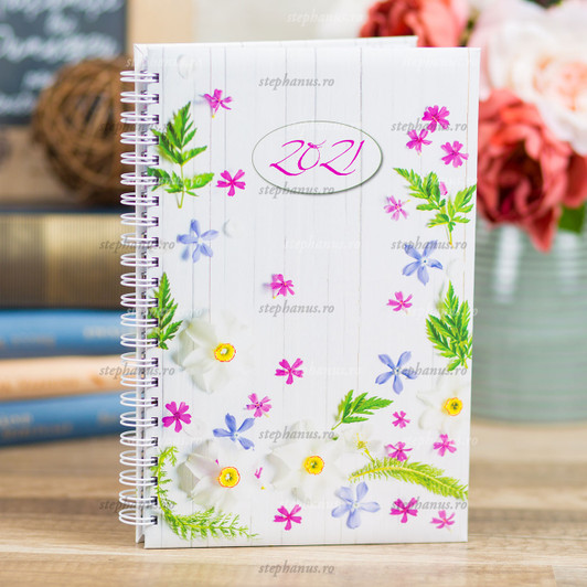 Devotionale si Agenda 2021 pentru femei Devotionale si Agenda 2021 pentru femei