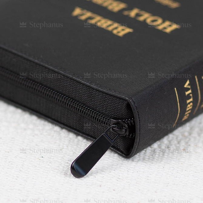 Biblia mare Romana-Engleza - Neagra - Ediție Bilingva (Fermoar, Aurită) - ZTI - 03 stephanus.ro