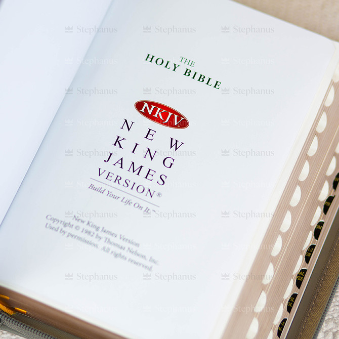 Biblia - Holy Bible - Romana-Engleza editie bilingva 050 Zti - Gri
- 03 stephanus.ro