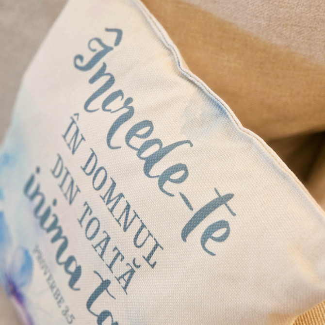 Perna decorativa: Increde-te in Domnul din toata inima ta! Proverbe 3 5 - 02 stephanus.ro