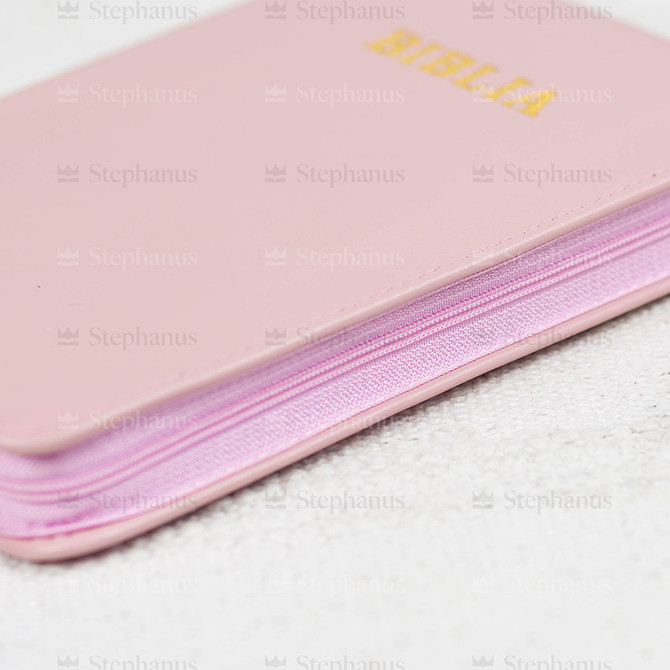 Biblia Medie - 057 Pf (Piele Fermoar) Crem Roz Prafuit 02 - stephanus.ro