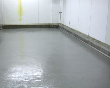Cold Climate Floor Coatings: Keeping Surfaces Durable & Safe