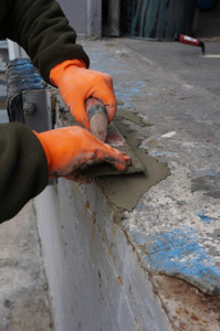 Seamless Concrete Wall Repairs: High-Strength Vertical Mortar