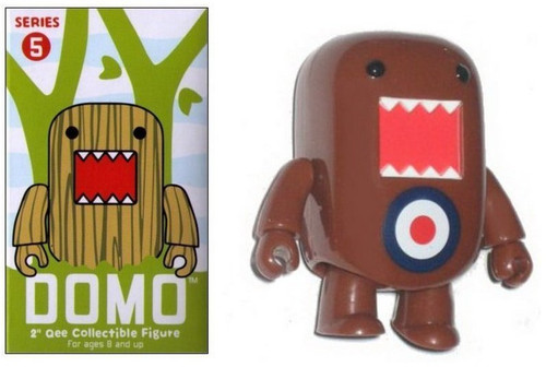 Domo-Kun Series 5 Bullseye Target Qee Toy2r Mini Figure