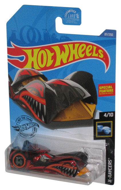 Hot Wheels X-Raycers 4/10 (2017) Red & Black Cloak & Dagger Toy Car 87/250