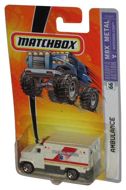Matchbox MBX Metal (2005) White Ambulance Die-Cast Toy #66