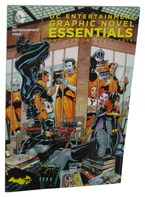 DC Comics Graphic Novel Essentials and Chronology 2014 Paperback Book