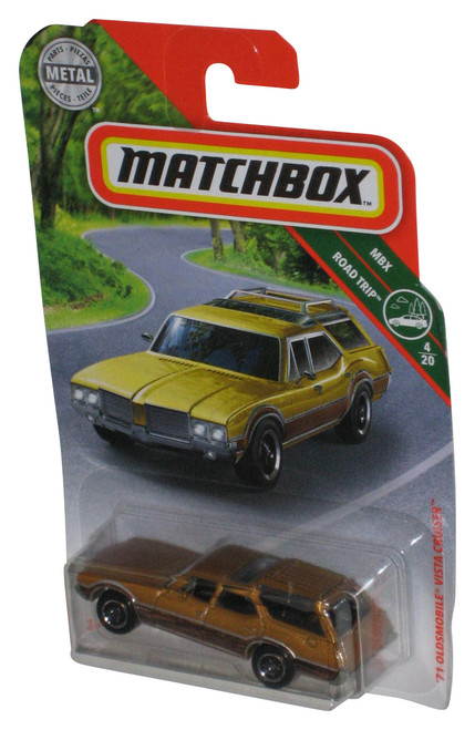 Matchbox MBX Road Trip 4/20 (2018) '71 Oldsmobile Vista Cruiser Gold Toy Car 13/100