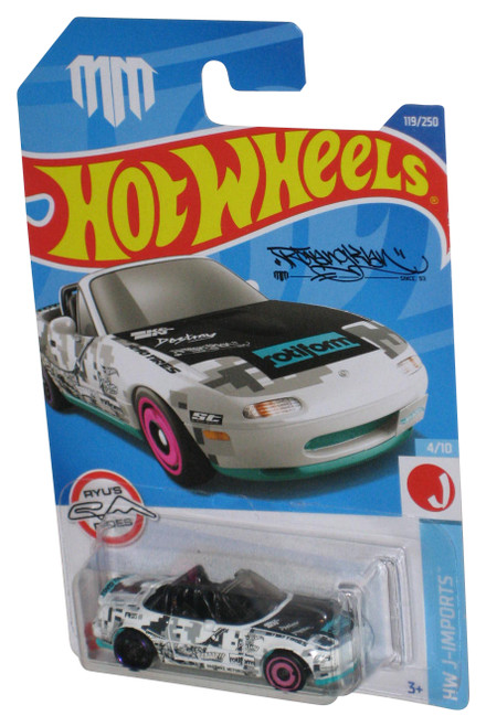 Hot Wheels HW J-Imports (2021) White '91 Mazda MX-5 Miata Toy Car 119/250