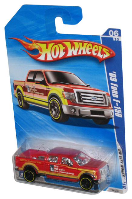 Hot Wheels HW City Works '10 Red '09 Ford F-150 Toy Truck 114/240
