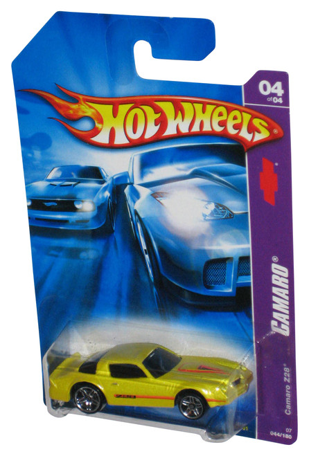 Hot Wheels Camaro Z28 04/04 (2006) Mattel Yellow Die-Cast Toy Car #044/180