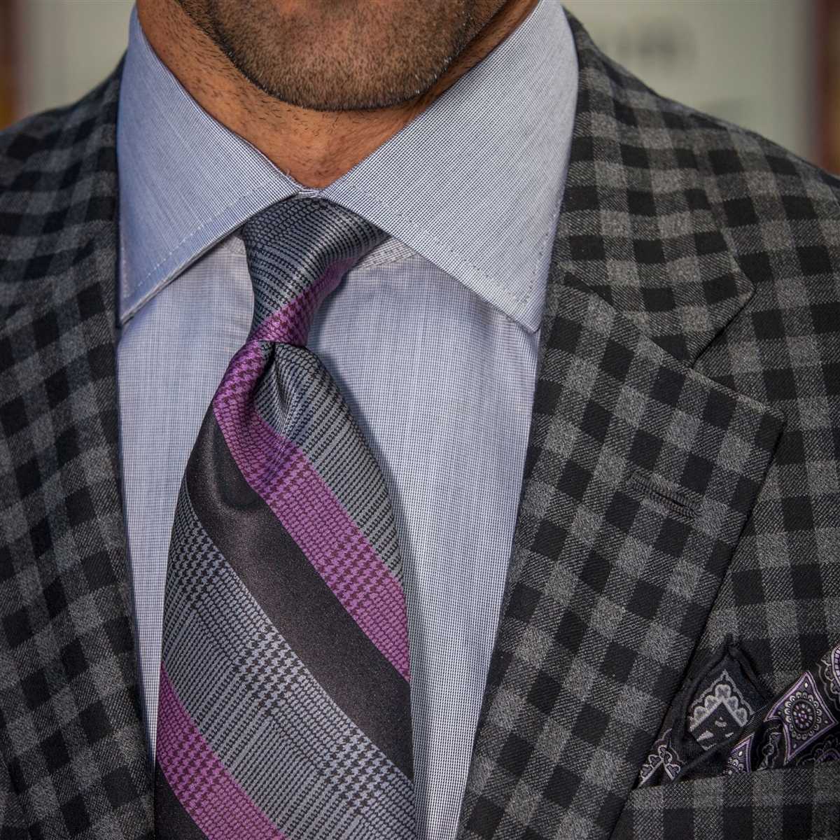 Three piece grey suit. Brown shoes. Purple shirt. Purple tie | Purple shirt,  Gray suit, Suit jacket