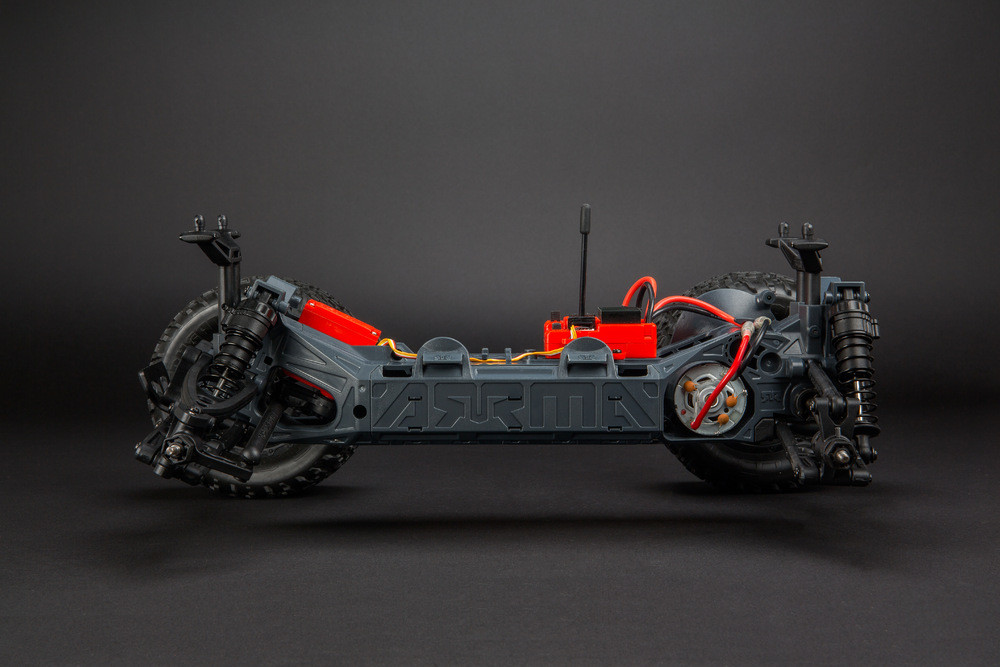 ARRMA FAZON VOLTAGE 2WD SPEED TRUCK, BLUE/BLACK WITH BATTERY & CHARGER 