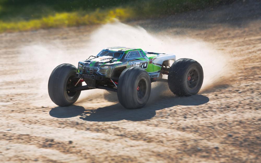 ARRMA NERO BLX 4WD MONSTER TRUCK - DIFF BRAIN OPTIONAL (GREEN)