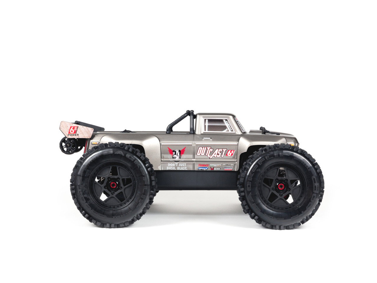 ARRMA OUTCAST 4WD STUNT TRUCK, 6S BLX (SILVER)