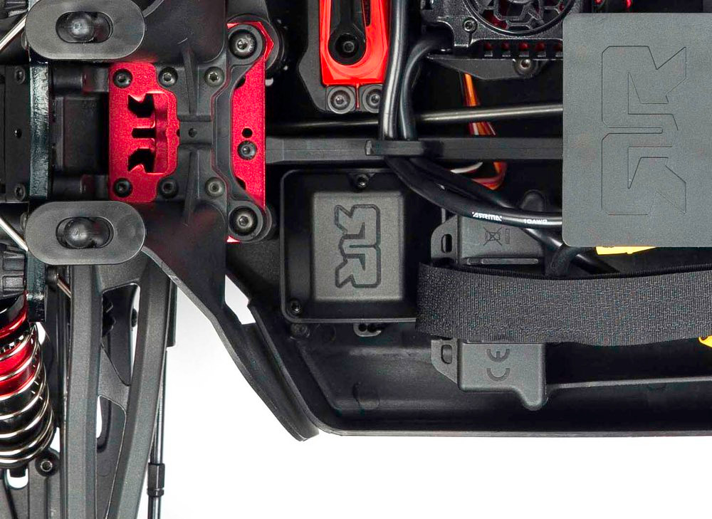 ARRMA OUTCAST 4WD STUNT TRUCK, 6S BLX (SILVER)