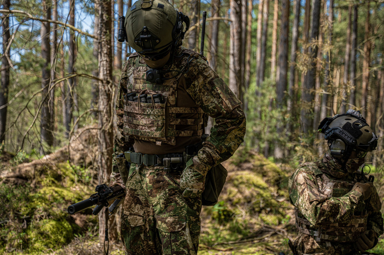 MIL-TEC® PHANTOMLEAF® WASP I Z2 GEN.II PLATE CARRIER - STURM