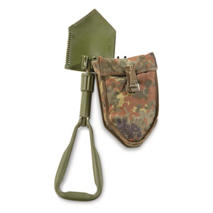 GERMAN TRI-FOLD SHOVEL W/FLECKTARN CASE USED GERMAN TRI-FOLD SHOVEL W/FLECKTARN CASE USED