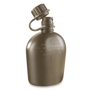 US Military OD 1 Quart Canteen US Military OD 1 Quart Canteen