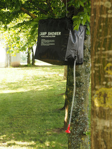 MIL-TEC® Black 10.5 Gallon Solar Shower MIL-TEC® Black 10.5 Gallon Solar Shower