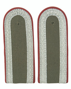 EAST GERMAN BURGUNDY SGT. SHOULDER BOARDS NEW EAST GERMAN BURGUNDY SGT. SHOULDER BOARDS NEW