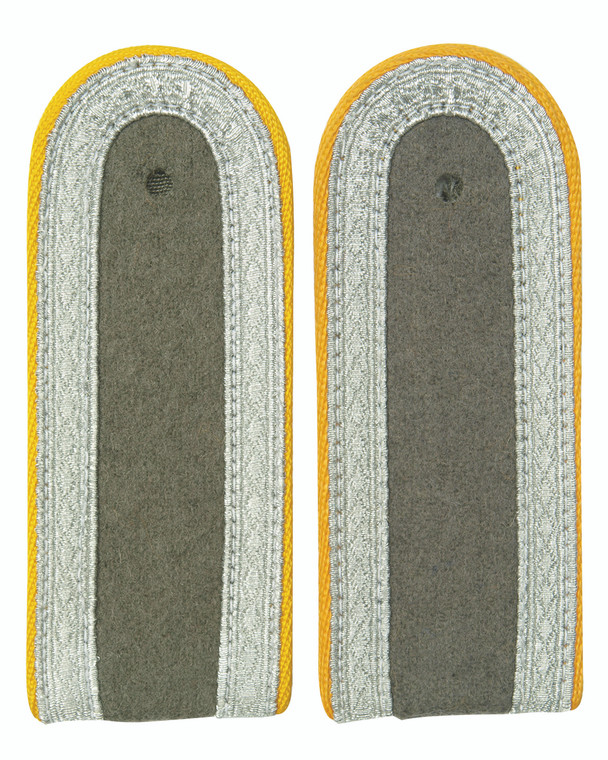 EAST GERMAN YELLOW SGT. SHOULDER BOARDS NEW