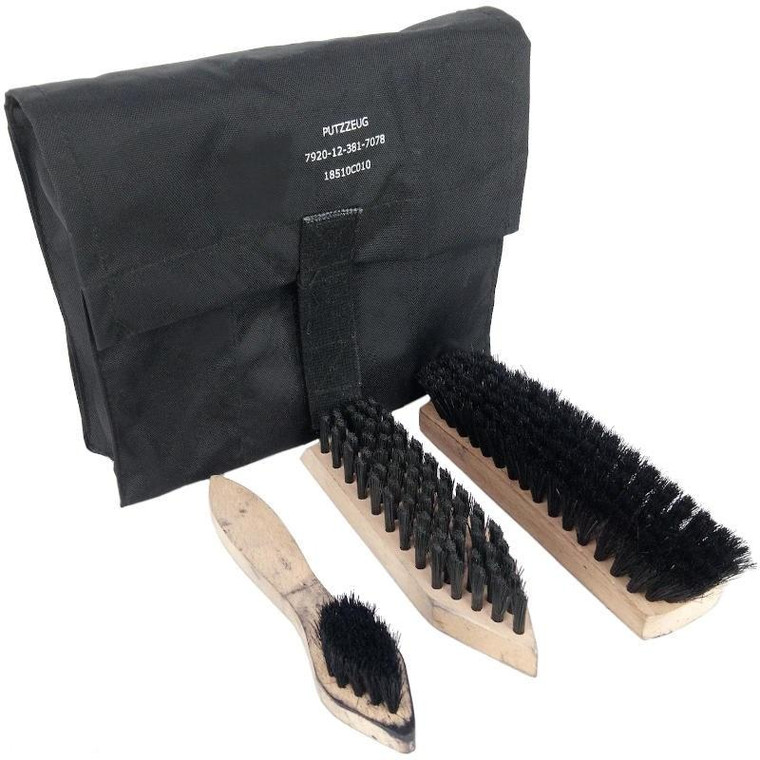 GERMAN SHOE CLEANING KIT W/BLACK POUCH USED