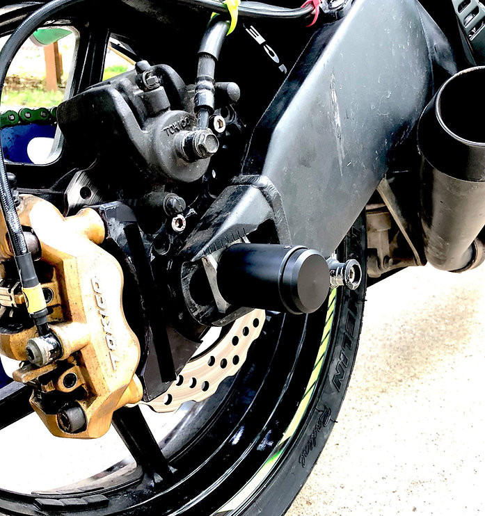 2003-Current Kawasaki ZX6R 636 Axle Sliders Set