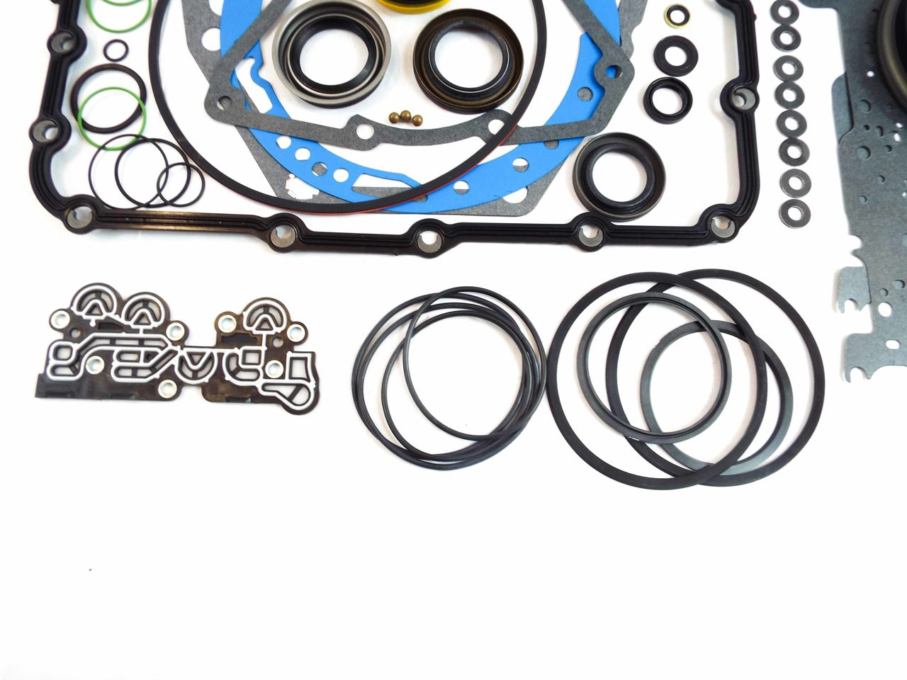 5R55W 5R55S Gasket & Seal Overhaul Kit w/ Forward Piston (2002
