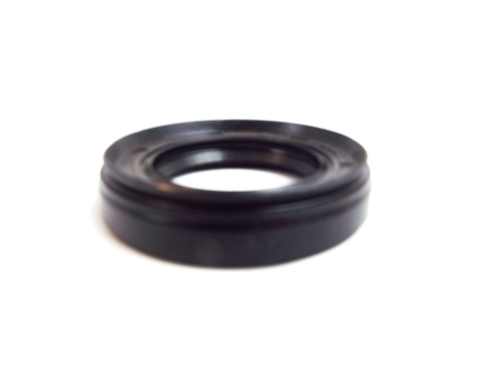 Precision 42076A 4F27E F4A-EL FNR5 Metal Clad Axle Seal