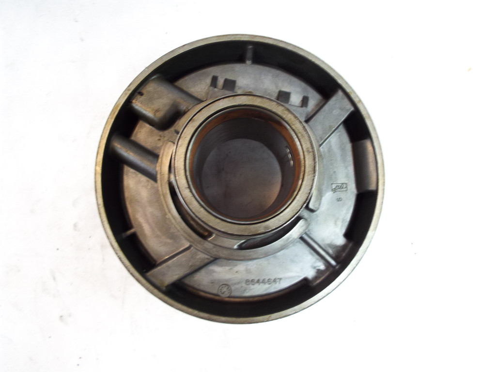 1712 TH440 T-4 Center Support - Early Style - view 3