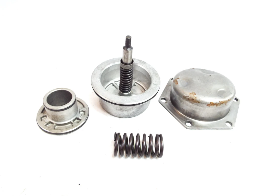 1319A-2 4L80E Rear Servo Assembly (1990-1996) Used - view 3