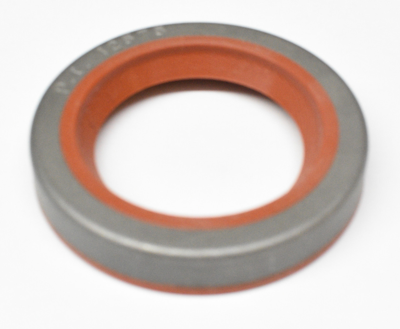 A500 42RE 44RE 42RH A404 A413 A470 A670 Front Pump M/C Seal w/ Flange 4269057