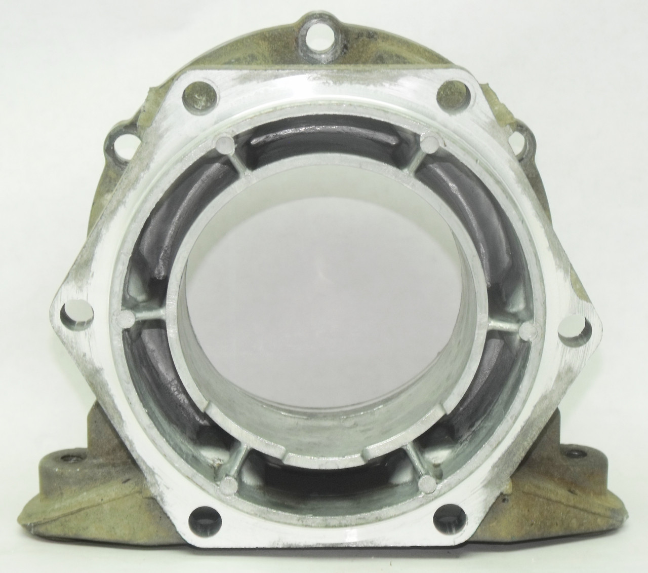 1068B 4L60E Extension Housing, 4WD, 15724744 - view 3