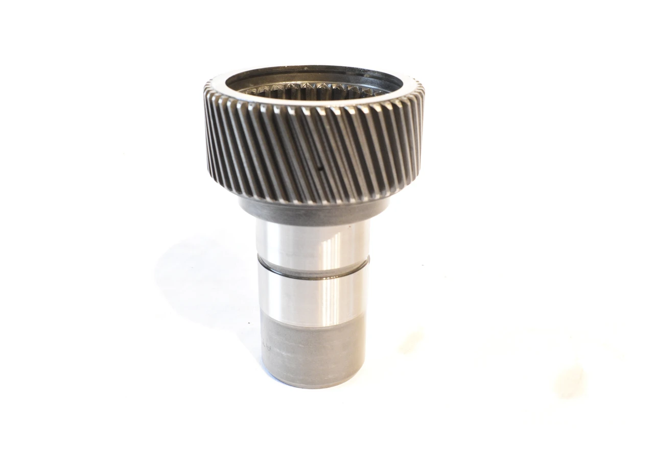 352670C NP241C Input Shaft 32 Spline (24MM Input Bearing) - view 2