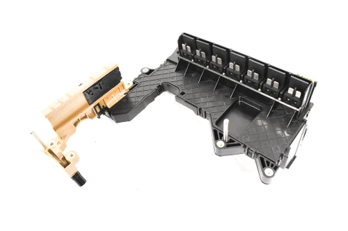 D95449E 6R80 Connector Plate Does Not Include TCM