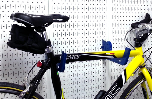 Heavy Duty Pegboard Hooks - Strong Slotted Peg Hook