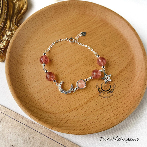 [Pre-order] Lắc Tay Dâu Hồng - Pink Strawberry Bracelet