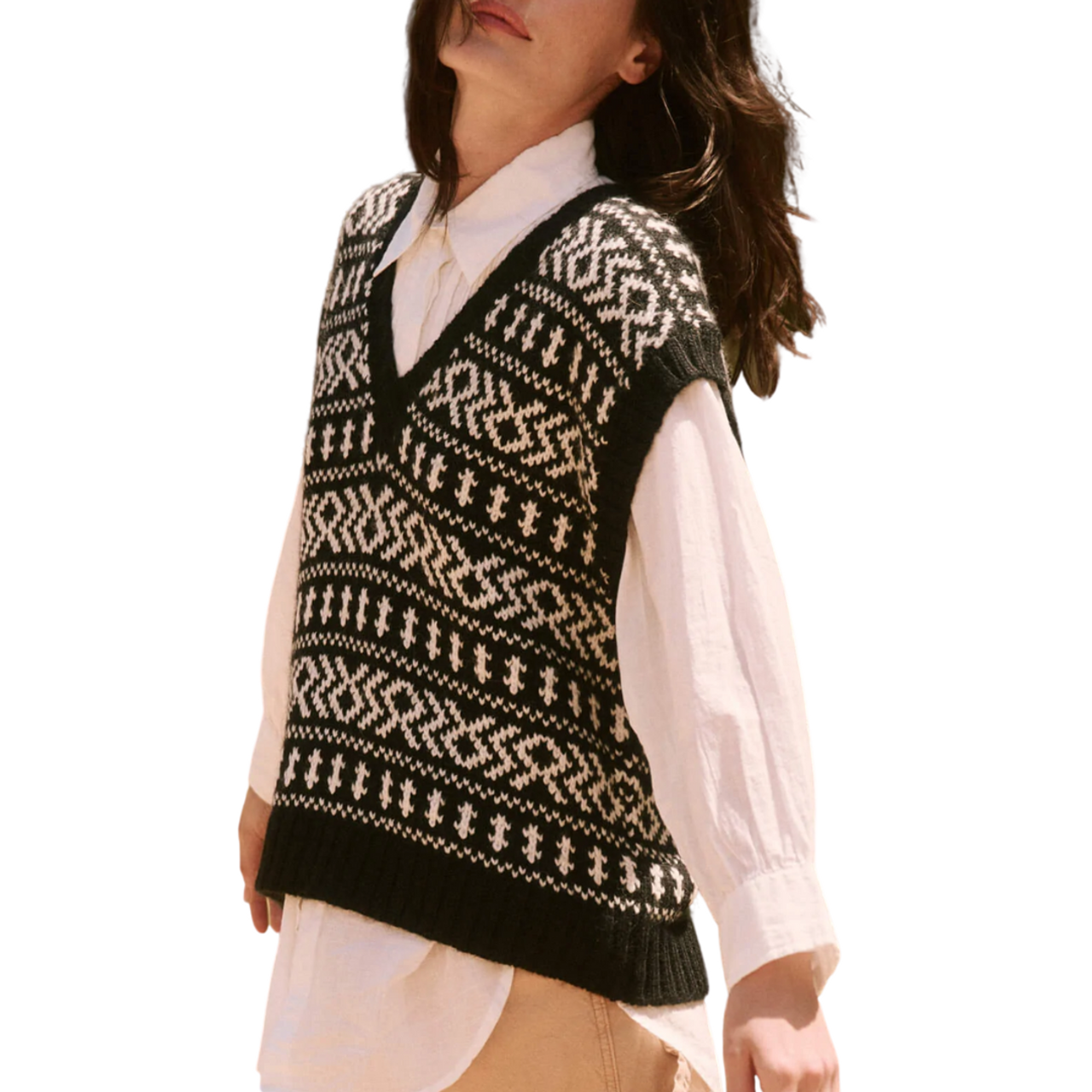 The Great The Geo Fair Isle V-Neck Sweater Vest in Black and White Geo in  Vermont