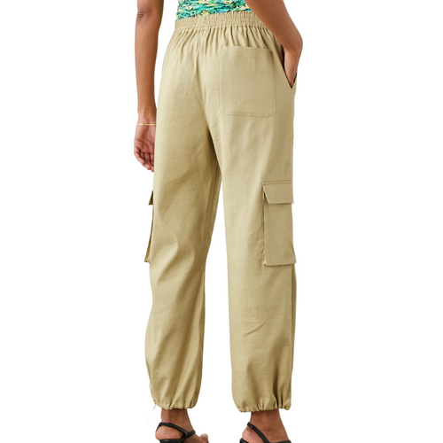 Ollie Pant in Ochre